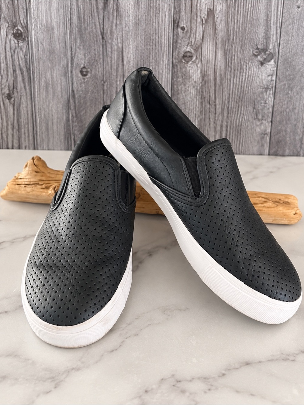 Soda Black Slip On Sneakers Perforated Faux Leather Casual Comfort Size 8